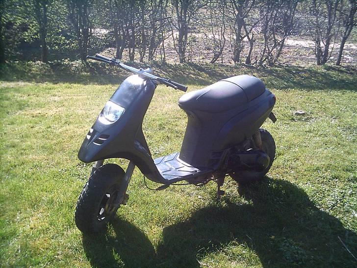 Piaggio Typhoon - Solgt - Efter - Dog mangler der stadig meget (: billede 4