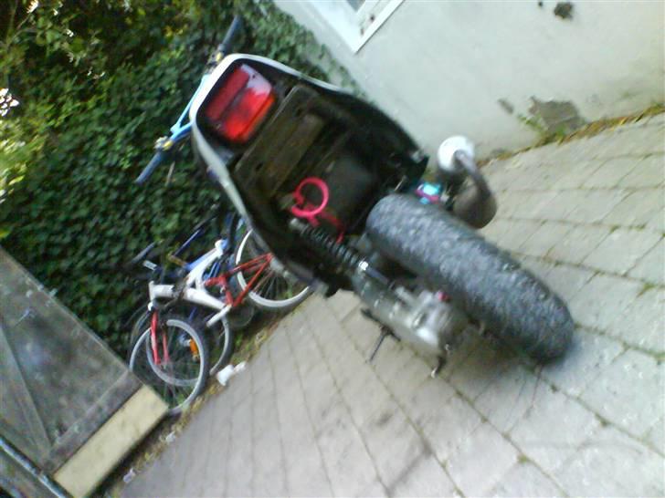 PGO Hot 50 - numsen billede 10