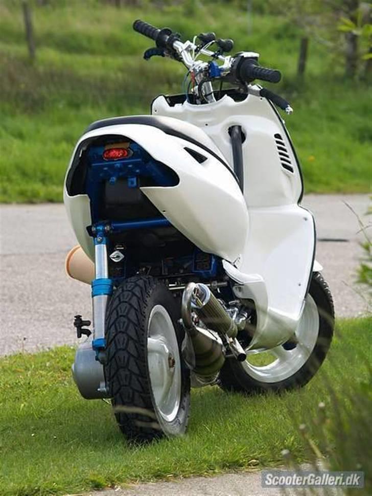 Aprilia Sonic LC billede 1