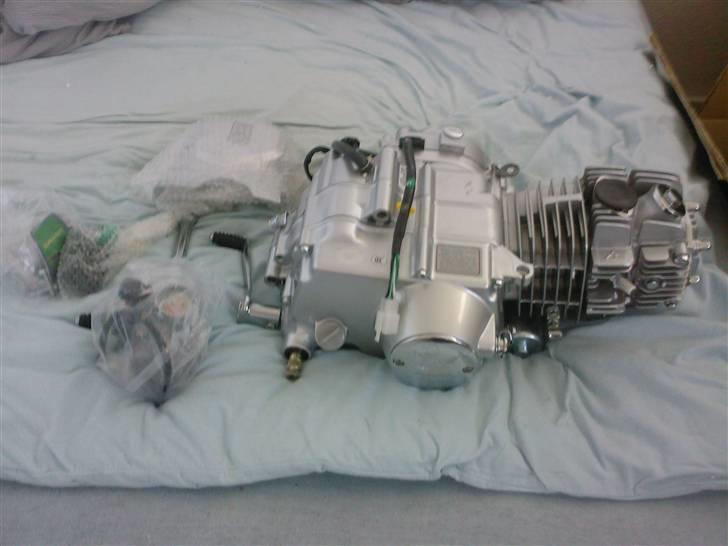 MiniBike pitbike 125ccm TIL SALG - lige fået min nye motor billede 2