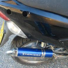 Adly super sonic solgt