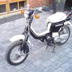 Suzuki Fz 50 ( BYTTET T. PEUGEOT