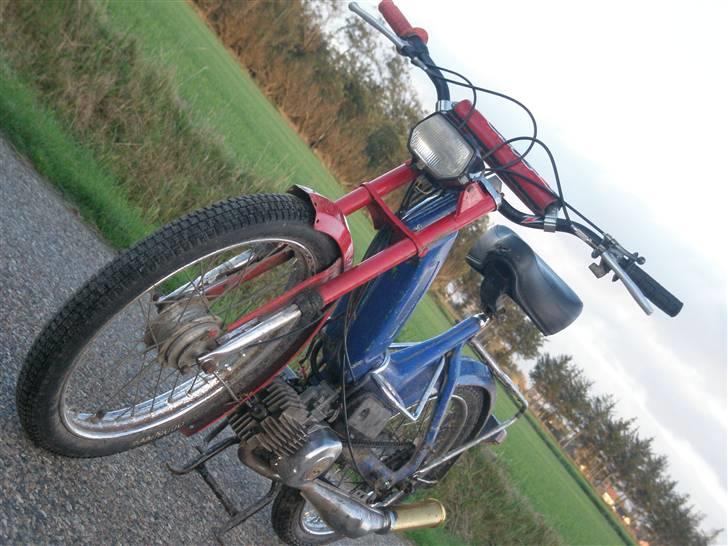 Puch maxi k projekt SOLGT - har været lidt igang med den ... billede 2