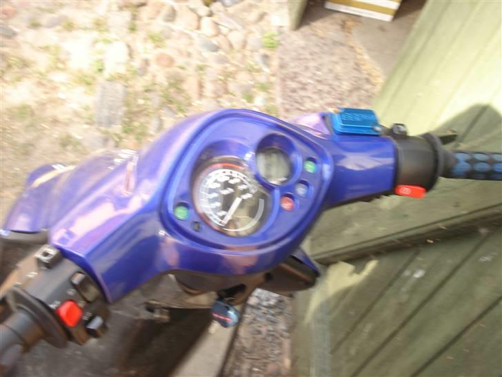 Yamaha jog r BYTTE TIL RMX billede 5