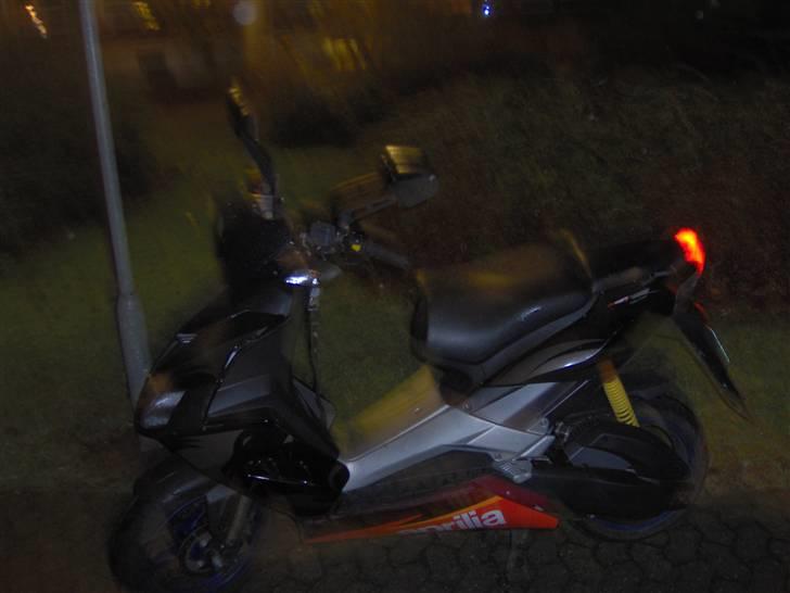 Aprilia Ditech SR 50 R FACTORY   billede 9