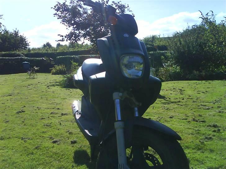 Yamaha slider SOLGT billede 2