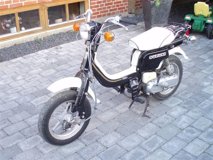 Suzuki Fz 50 ( BYTTET T. PEUGEOT billede 1