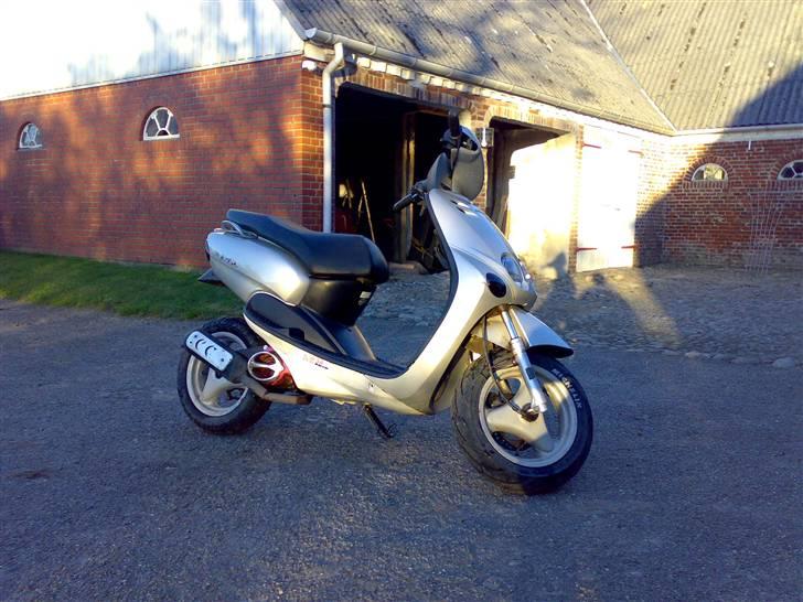 Yamaha neos solgt billede 5