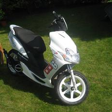 Yamaha Jog R **BYTTET TIL JOG**