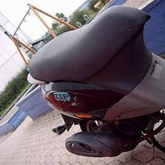 Piaggio new zip døde