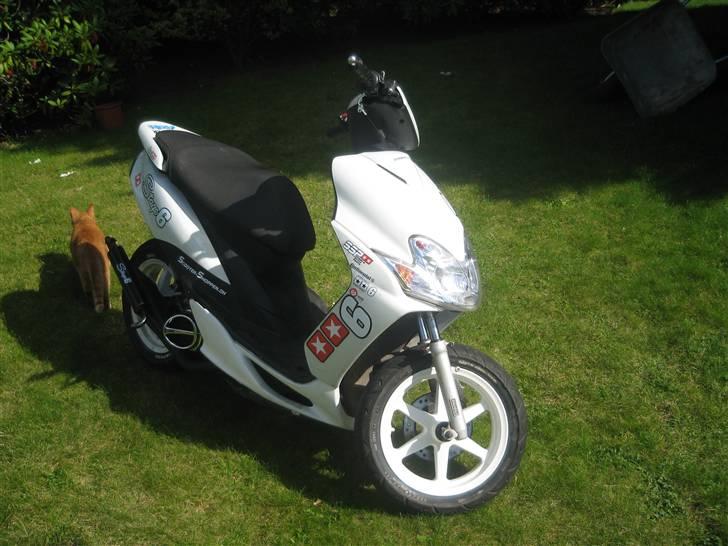 Yamaha Jog R **BYTTET TIL JOG** - FEDE KAT ! :D haha billede 2