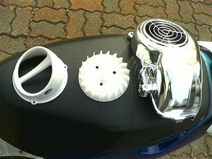 Aprilia Sonic GP - BYTTET TIL RMX billede 6