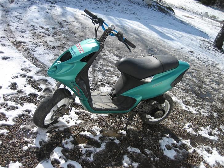 Piaggio Nrg LCDD-Byttet Til Aerox - Samlet, Sideskjold,Styr&Adapter og Grill skal lige males så er den færdig :) - KIckstarterskjold ikke sat på. billede 3