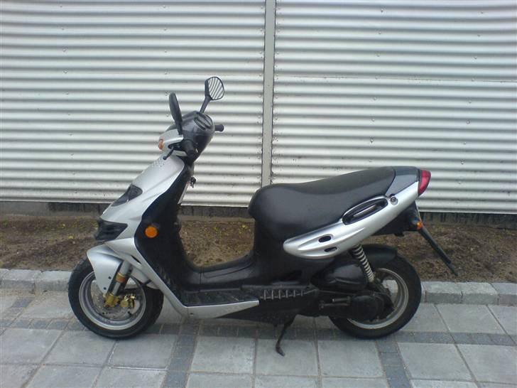 Suzuki katana LC  SOLGT billede 1