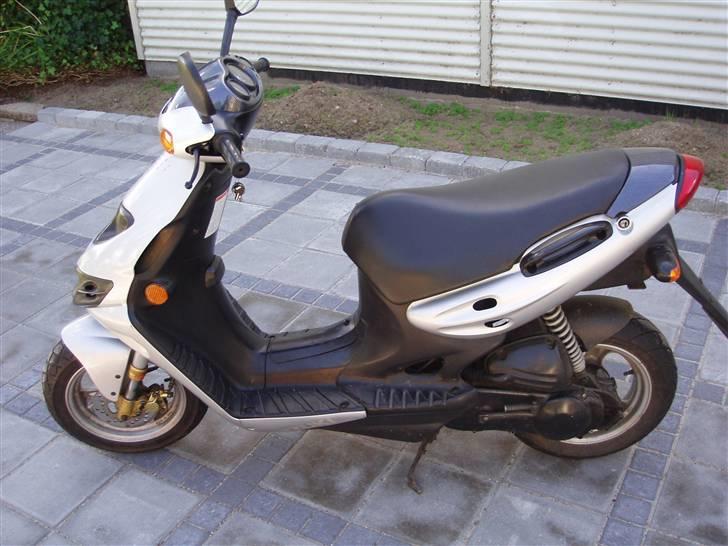 Suzuki katana LC  SOLGT billede 8