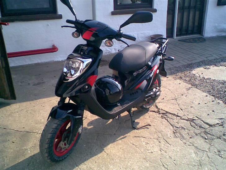 PGO hot 50 billede 1