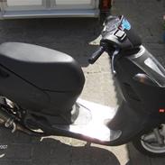 Aprilia Sonic Solgt