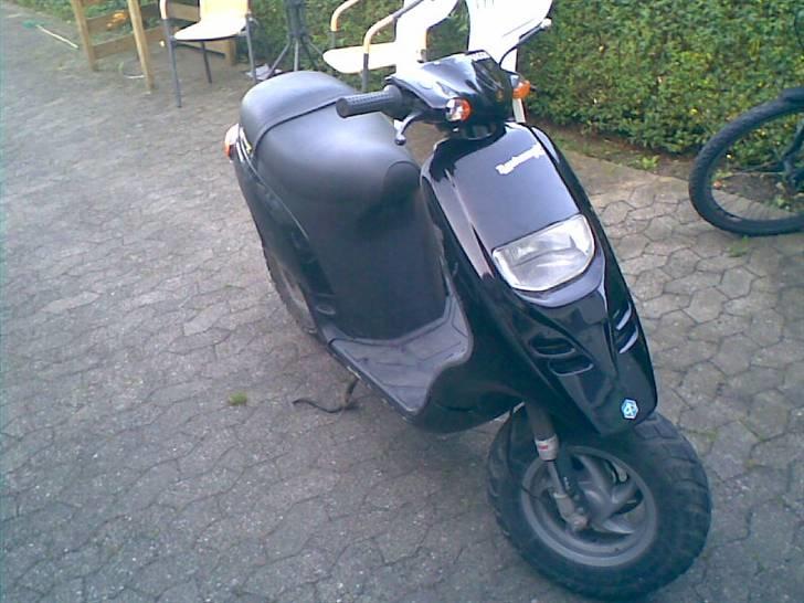 Piaggio typhoon 45'er (SOLGT) billede 1