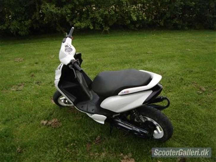 Yamaha Jog R. solgt. billede 2