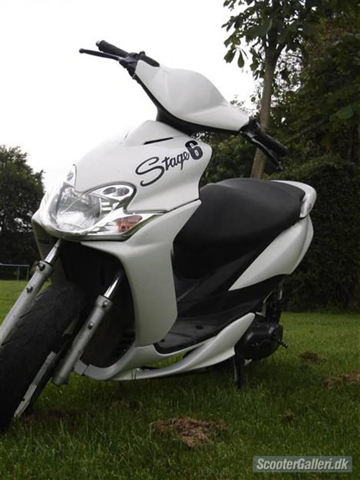 Yamaha Jog R. solgt. billede 6