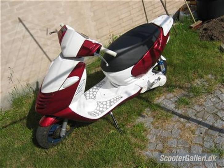 Aprilia Sonic SOLGT! billede 6