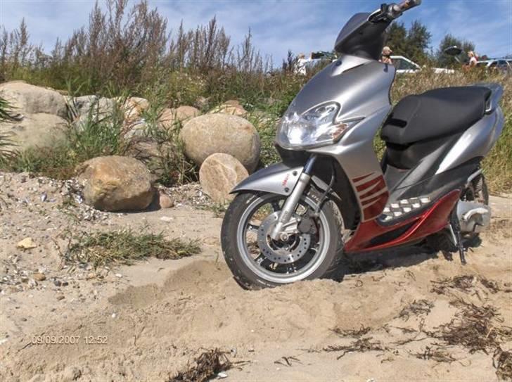 Yamaha jog R ( Lyby´s) billede 15