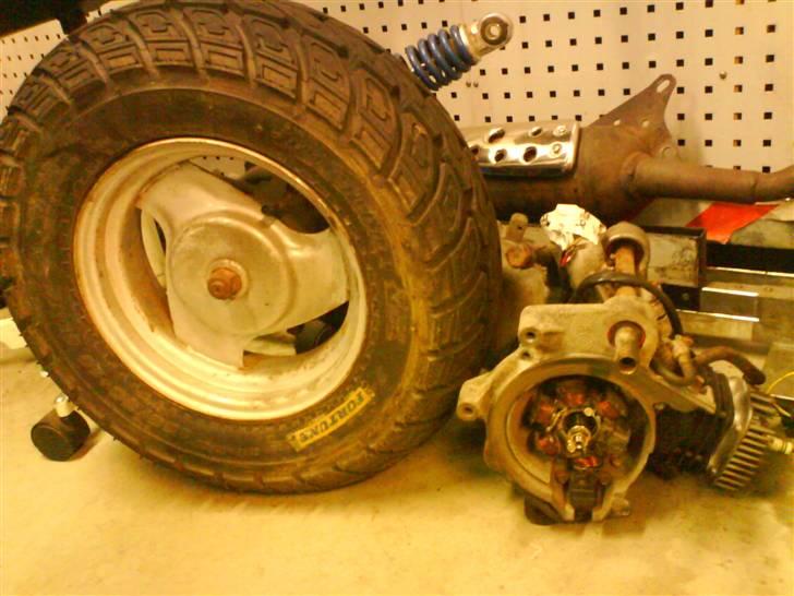 PGO HOT 50 billede 1