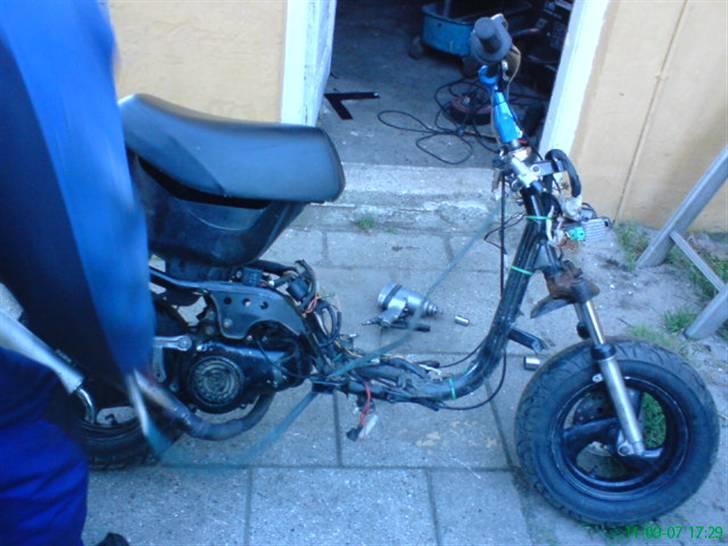 Yamaha jog as BYTTET - lidt hjælp skal der da til :) billede 17