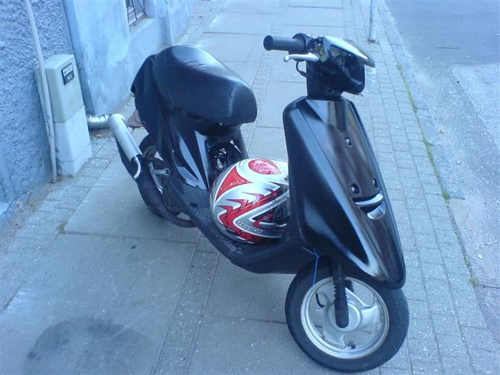 Yamaha Jog FS (solgt) - som den står nu :) billede 4