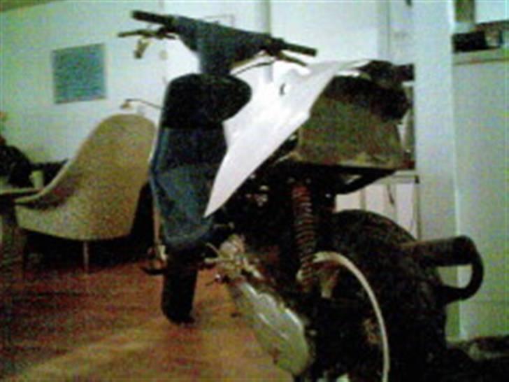 Yamaha Jog aerox LC DD SOLGT billede 5