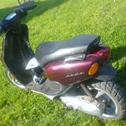 Yamaha Neos