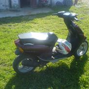 Yamaha Neos