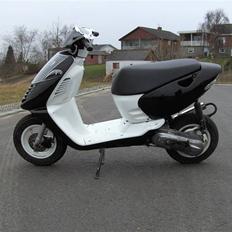 Aprilia Sonic Solgt