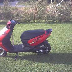 Aprilia sonic gp (SOLGT)