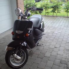 Aprilia Habana Mojito Custom