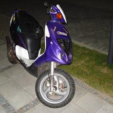 Piaggio NRG mc3 [the black rider]