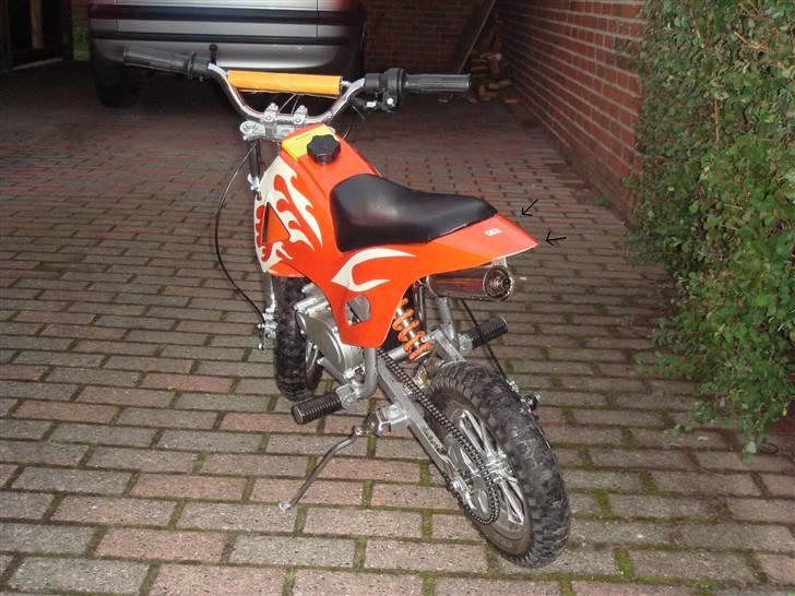 MiniBike Dirtbike Solgt for 500,- - Er desværre knækket :´( men køre stadig fint!!  billede 6