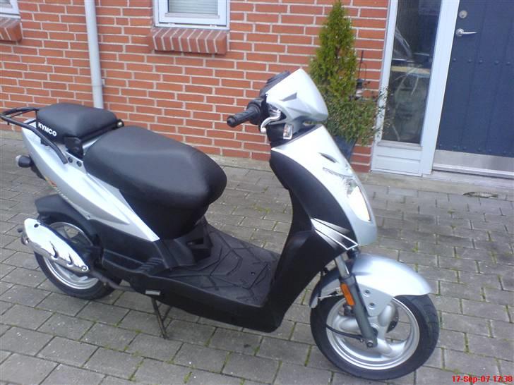 Kymco Agelity 50 billede 1