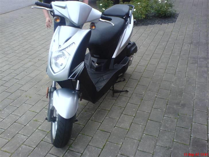 Kymco Agelity 50 billede 7