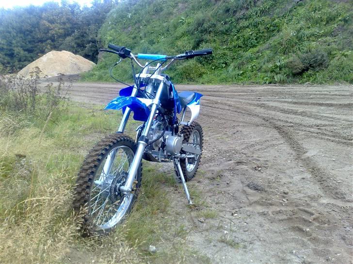 MiniBike 124 ccm dirt bike - billedet er taget med en nokia n95 billede 3