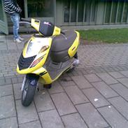 Aprilia sonic