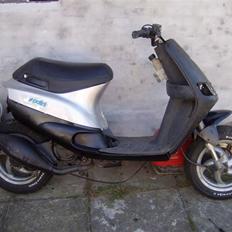Piaggio Zip Home-runner