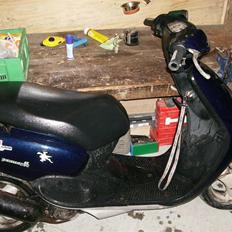 Yamaha neos Bane Racer 