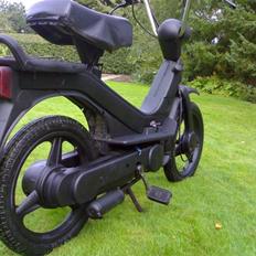 Piaggio Vespa Grillo (solgt)