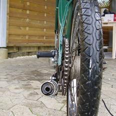 Puch //\\-BYTTET-///\\