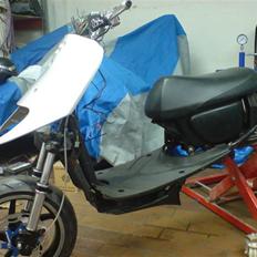 Yamaha jog-sr dd solgt