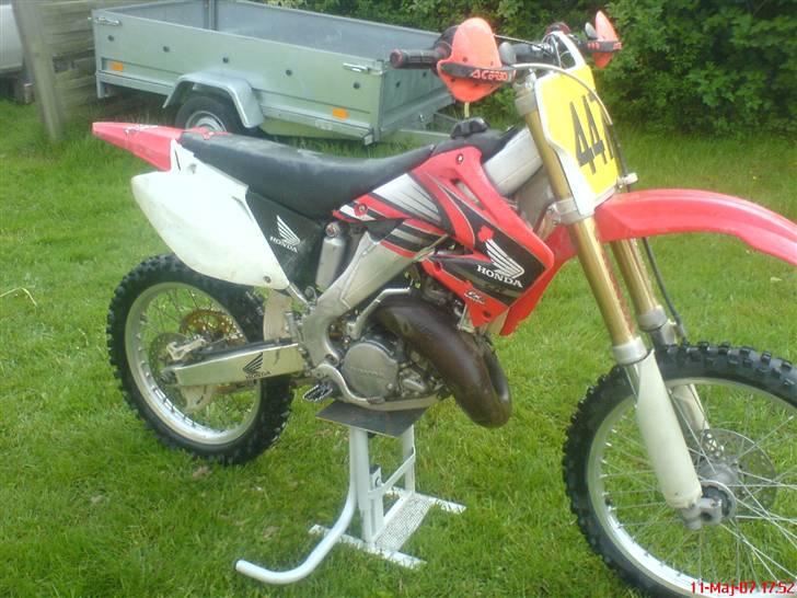 Honda CR 125 >SOLGT< - Inden den fik JØ klister. Honda Racing billede 6