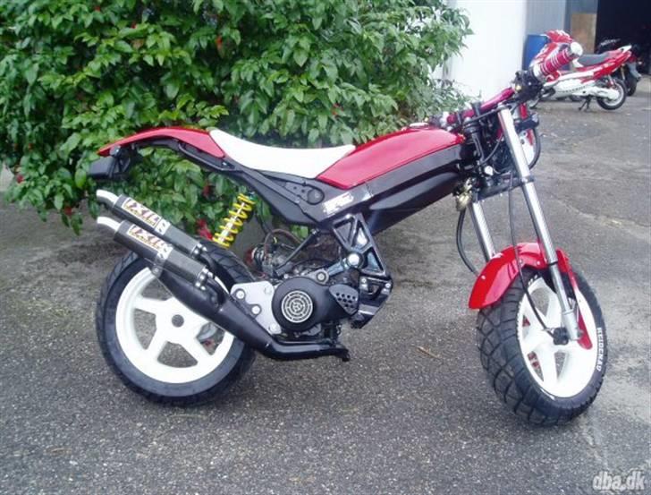 Suzuki street magic (solgt) billede 1