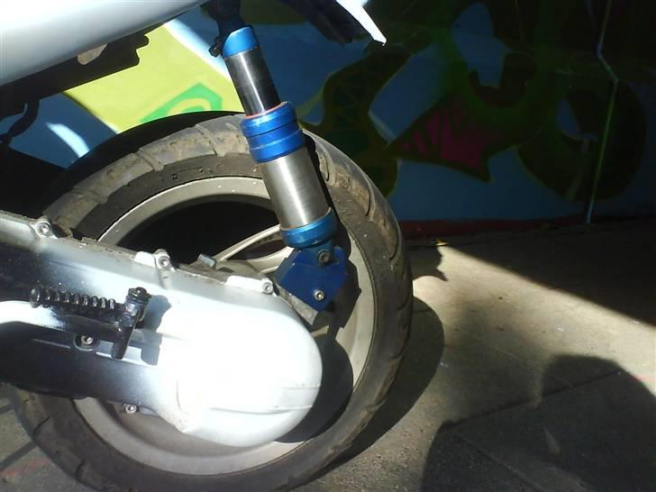 Yamaha space <M.N.A> SOLGT - ny støddæmper :) billede 4