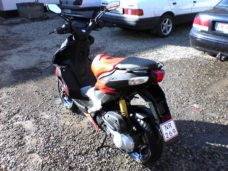 Aprilia Sr50r billede 2